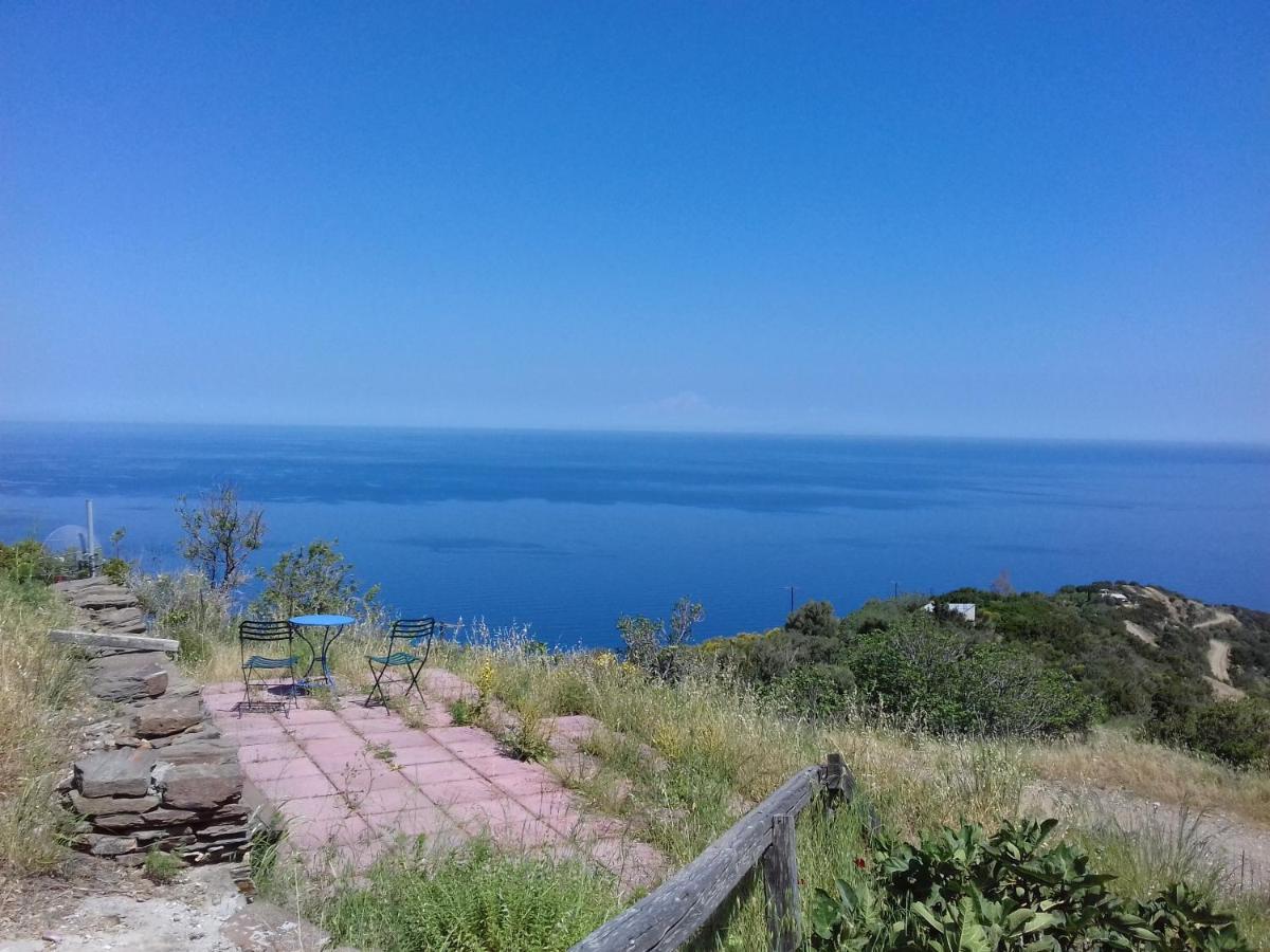 Ikarian Centre - Accommodation & Mountain Hiking Эвдилос Экстерьер фото