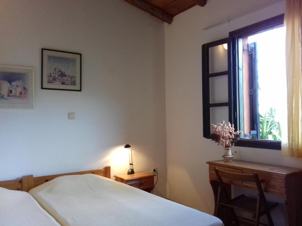 Ikarian Centre - Accommodation & Mountain Hiking Эвдилос Экстерьер фото